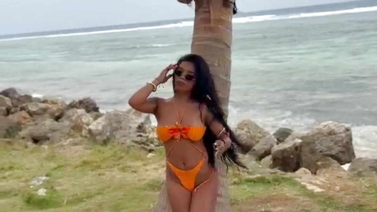in love with this dress - video ximenawilliamss kameramallilta