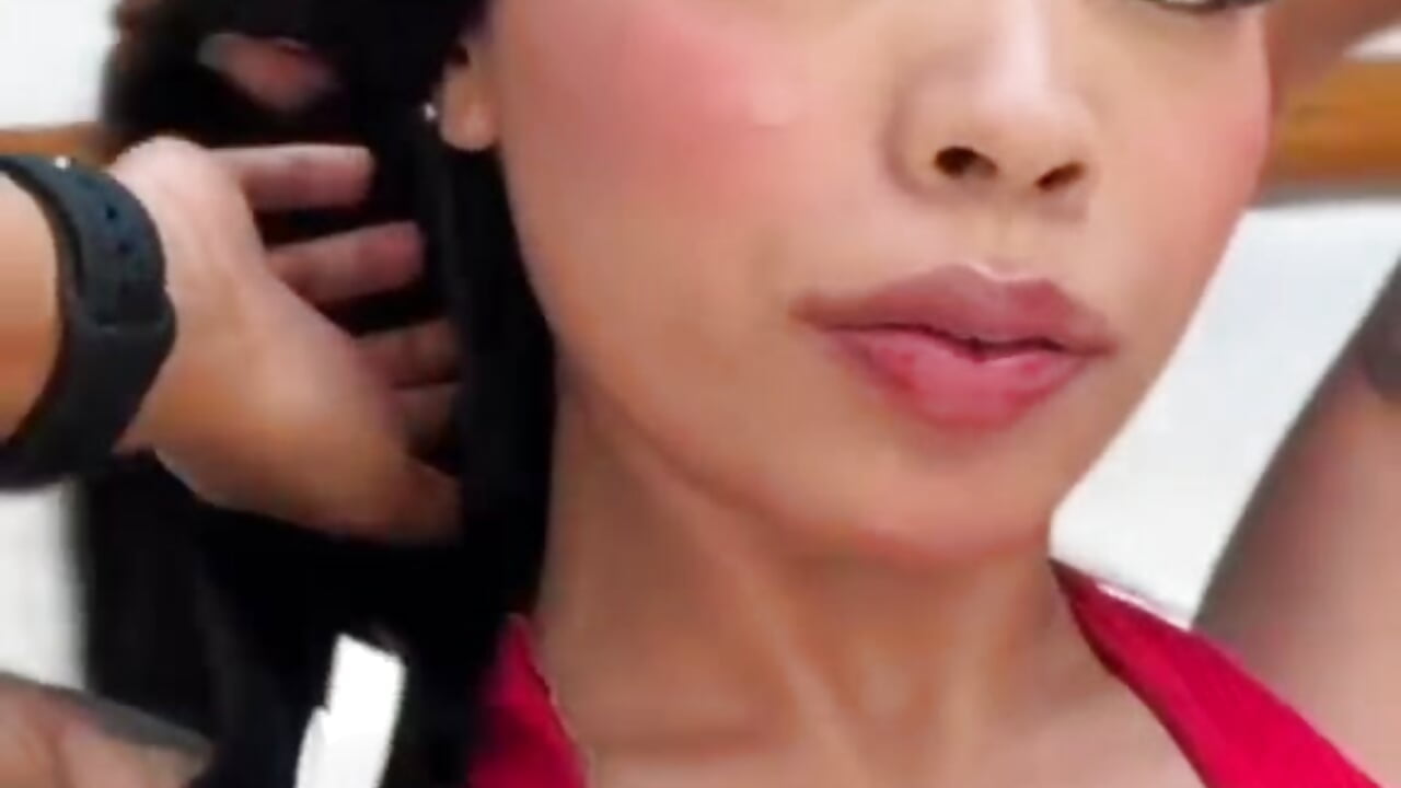 flirtatious brunette♥ - video di ximenawilliamss modella di cam