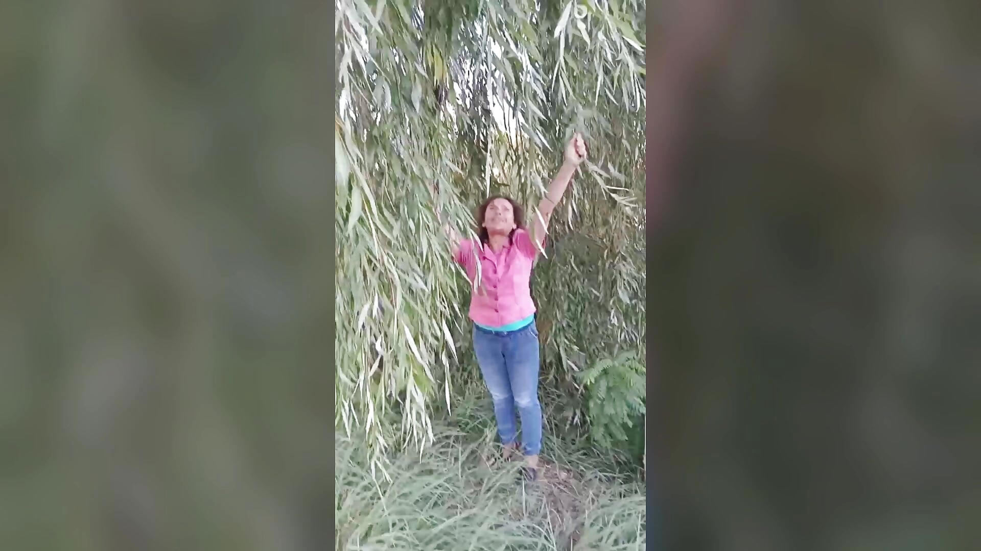 Hi <3 - video by HollyJewel cam model