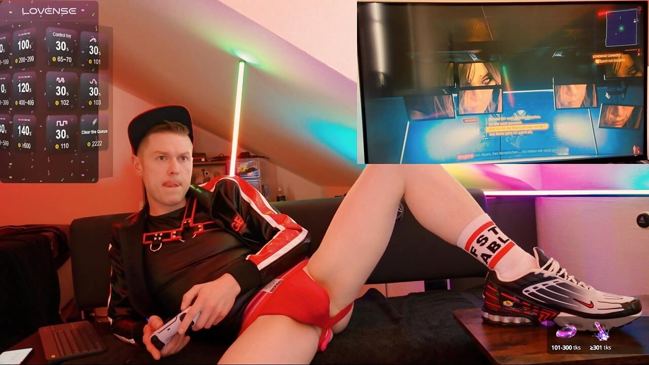 P1B Lets Play and Fuck with Cyberpunk - vídeo de Romanheart modelo de câmara