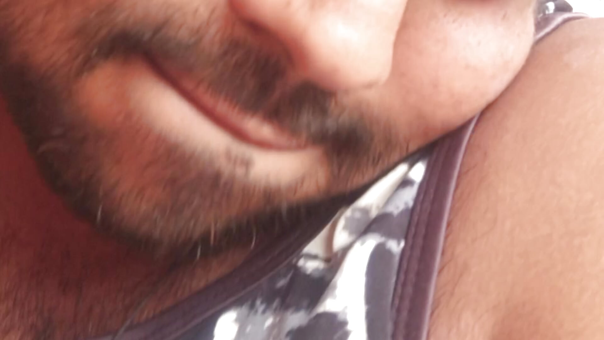 My hornyer body style - video by MeFeellove cam model