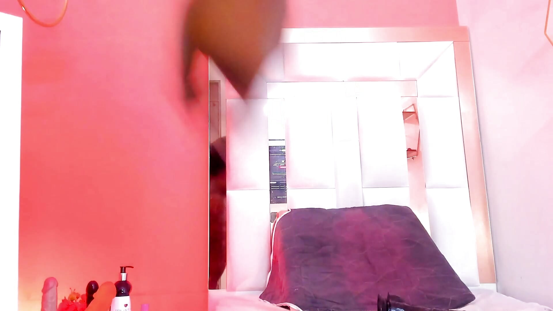 Riding my big dildo! - vídeo de natasha_sexy69 modelo de câmara