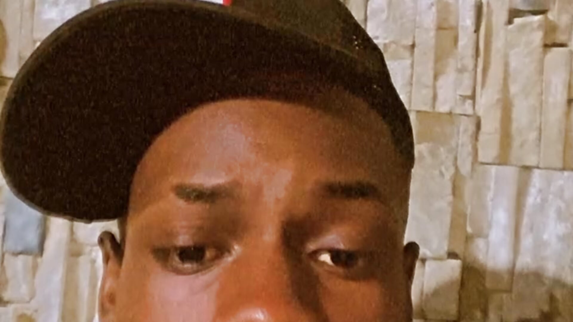 Kiss for you 💝 - video by The_black1 cam model