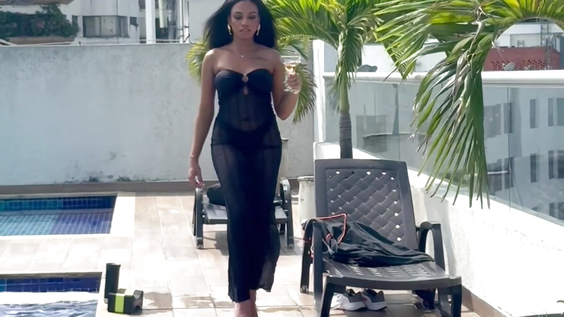 🍸 - vídeo de Nahomi_King modelo de câmara