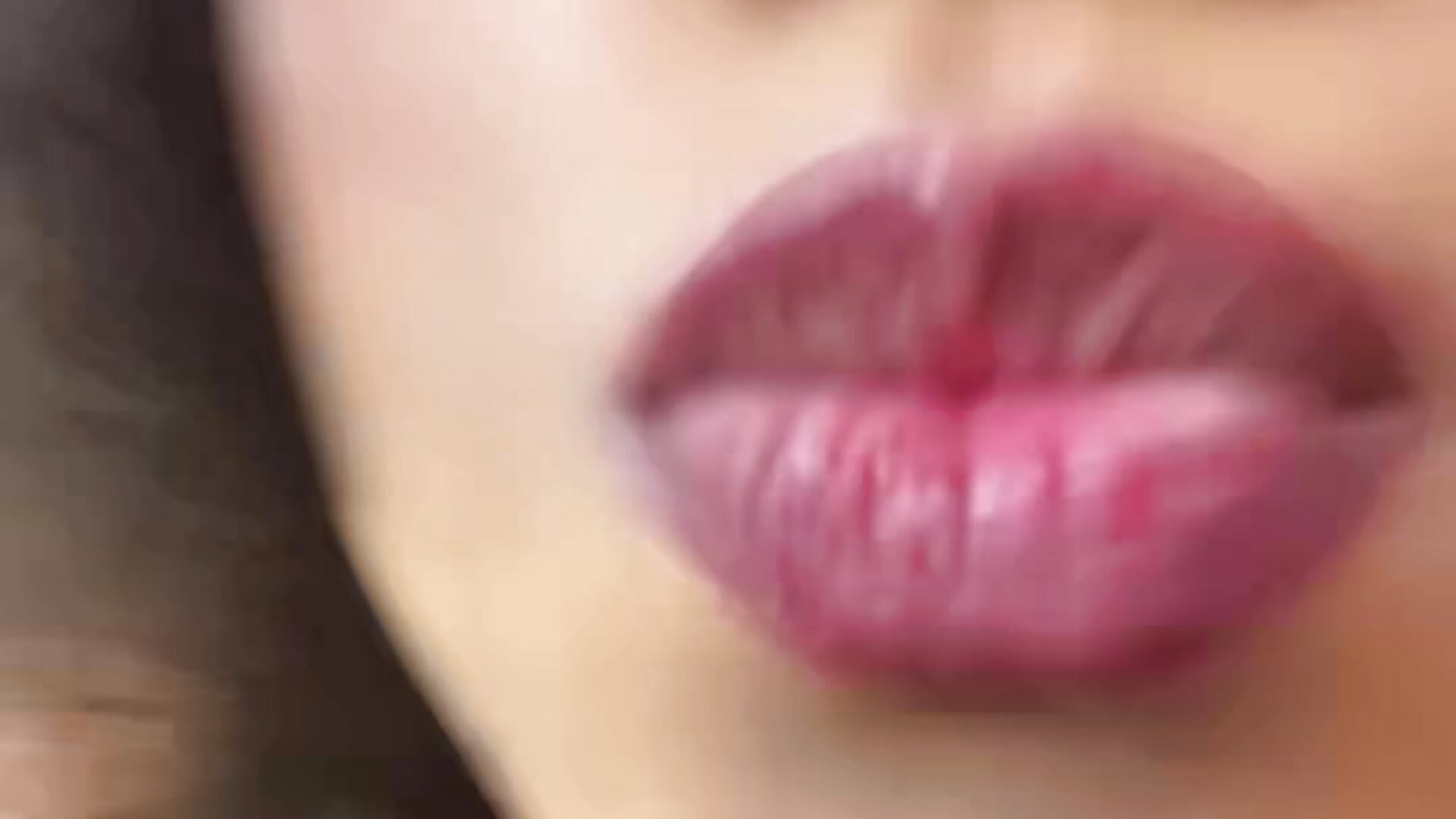 💋