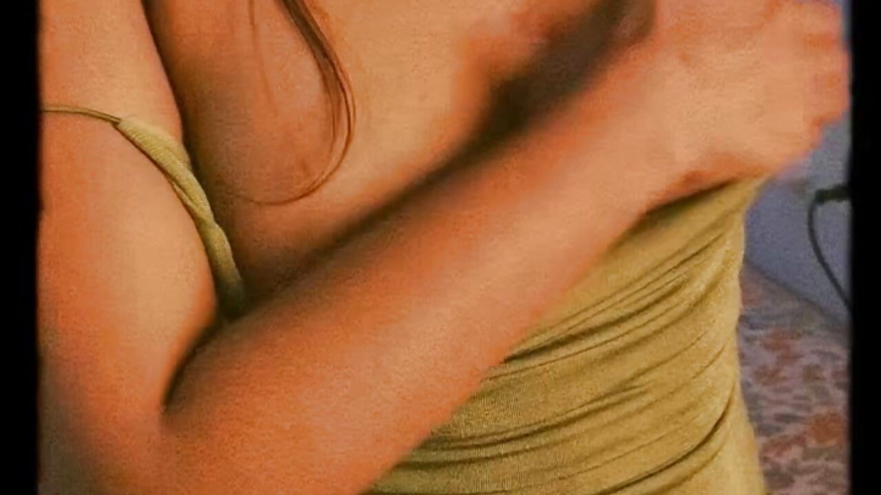 Green dress ( my energy you can see 💋) - vídeo de la modelo de cam Goddess_sneha