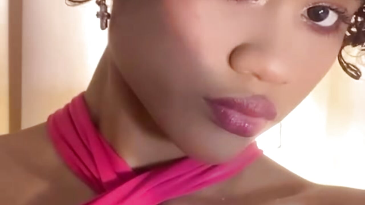 🌷 - video by Aprillbrunette cam model