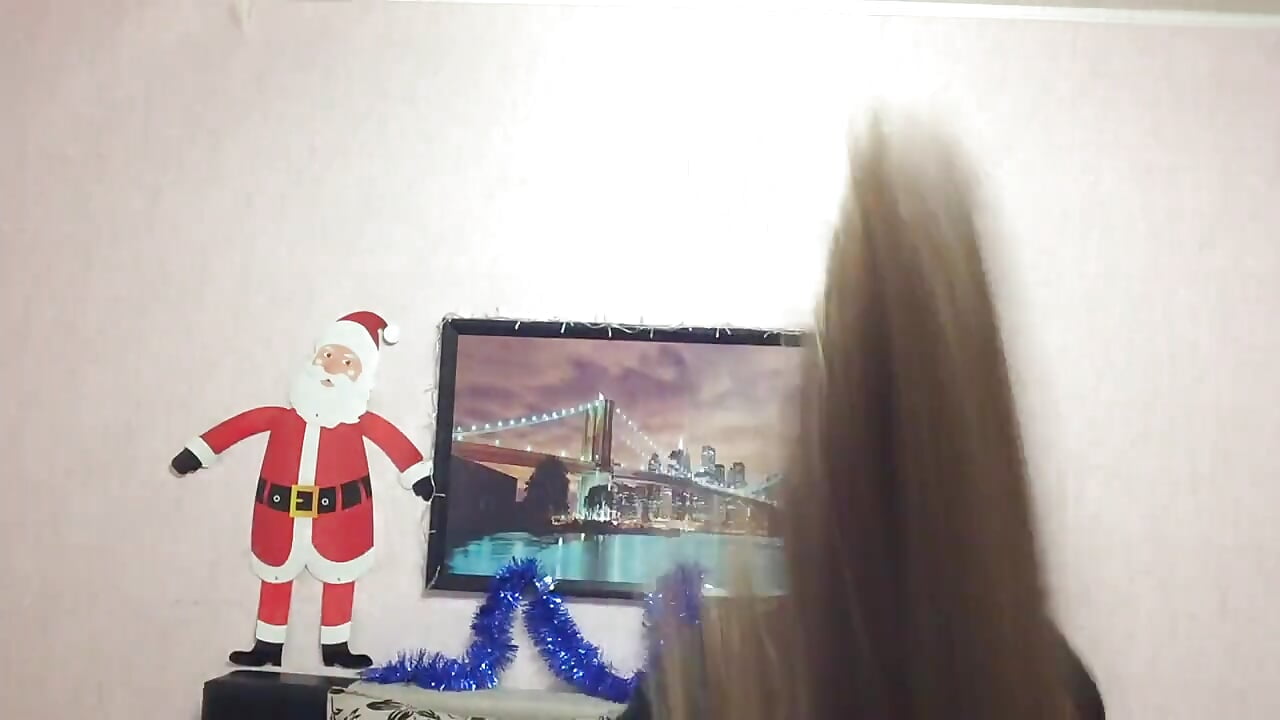 I'm making faces to a Skillett song. Part 1. December 2016 - video av TherestlessKitty cam-modell