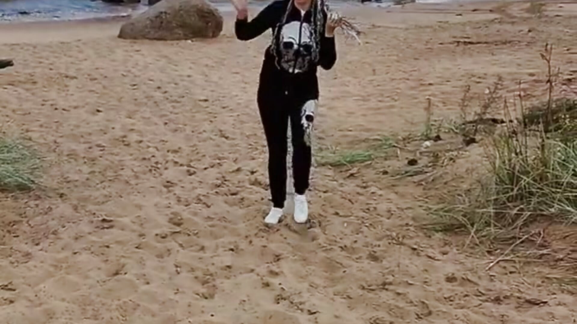 Lake Ladoga. I'm running away) (August 23, 2025) - video av TherestlessKitty cam-modell