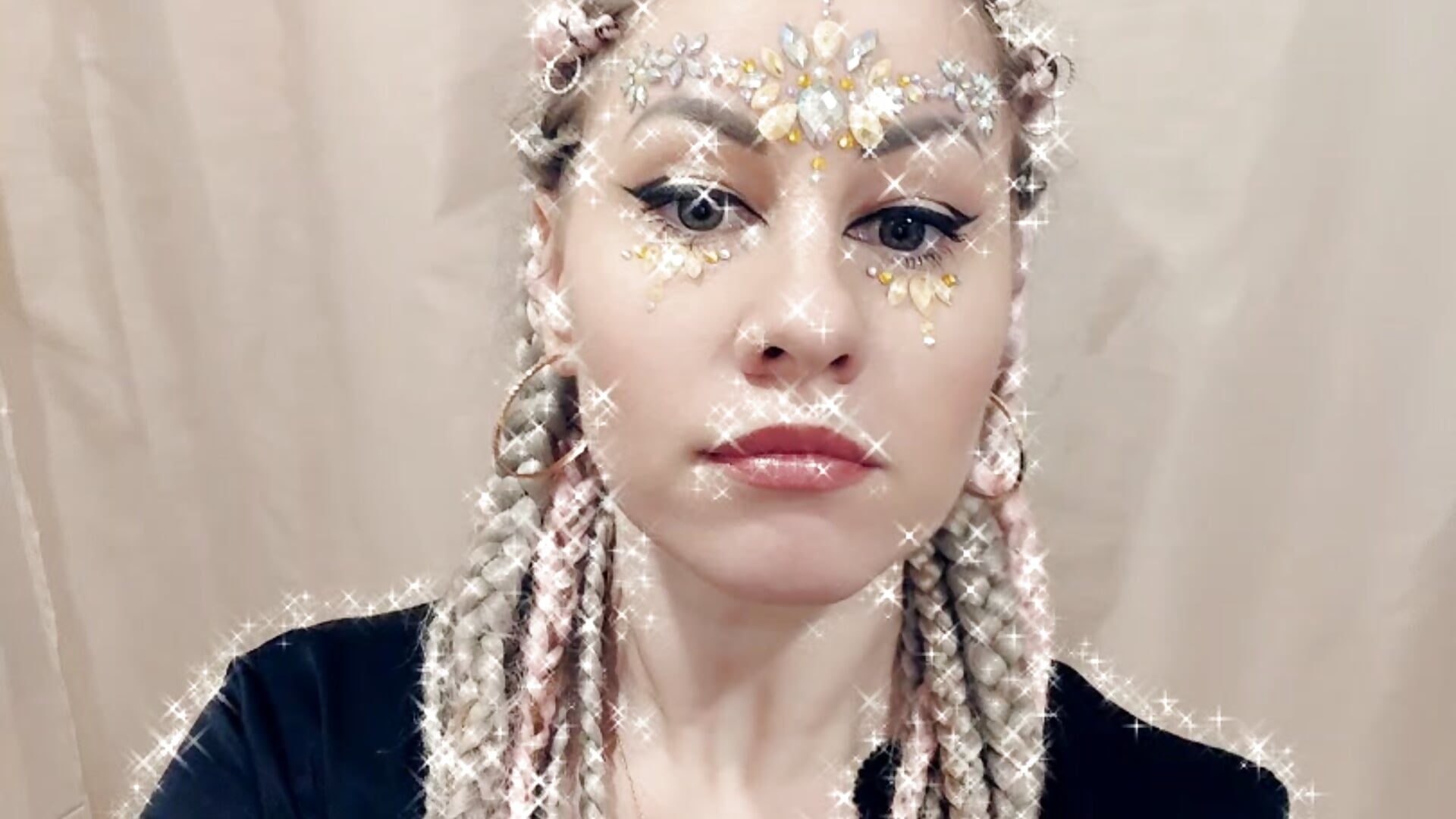 My mood is April 28, 2026. And I like to be bright and unusual) - video by TherestlessKitty cam model