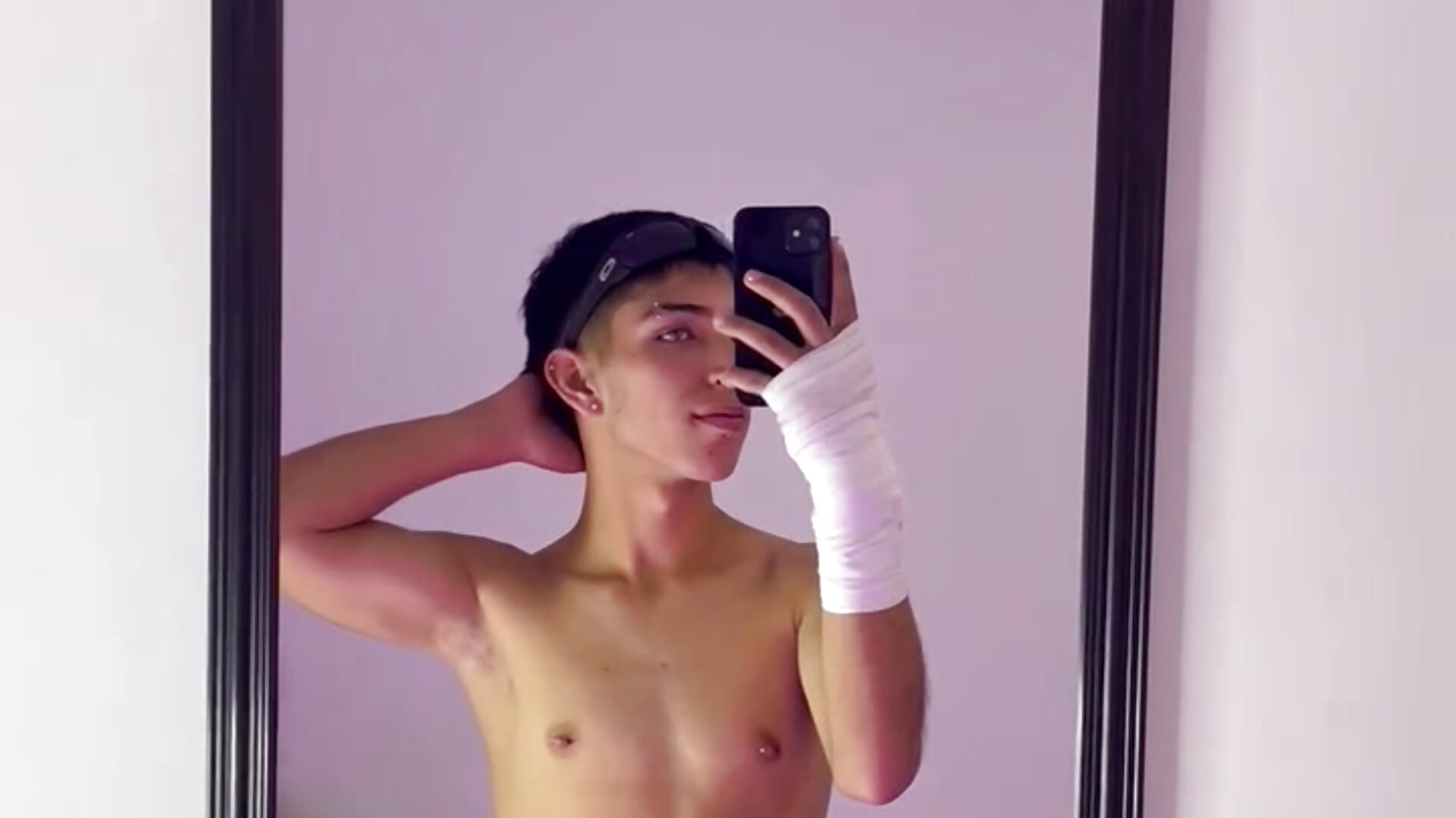 Hey Guys!－カメラキャストのDemian_Milersの動画