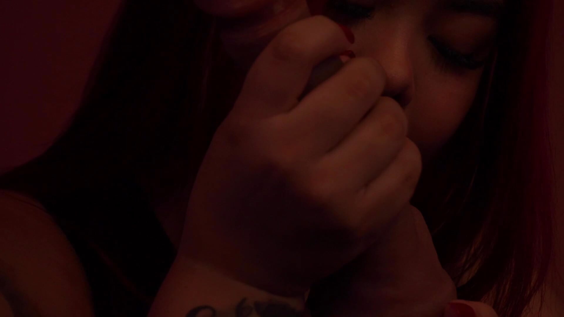 Blow Job + Hand Job - video di juicy_led_