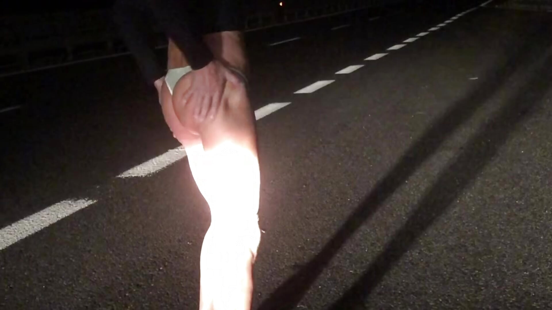 Un po di exhib al aria fresca 😜 – video af valeriatra69 cam-model