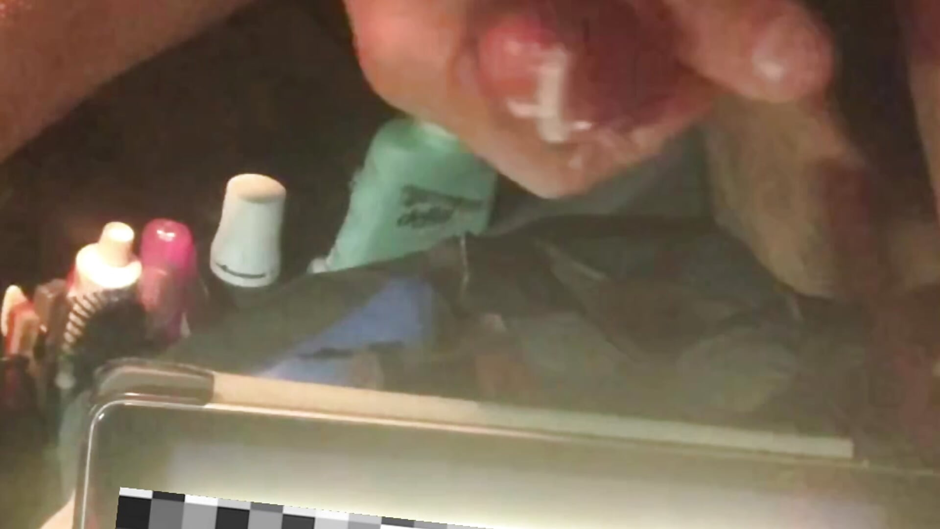 Cumtribute on tablet – video af valeriatra69 cam-model