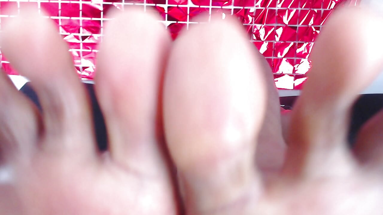 Suck my toes