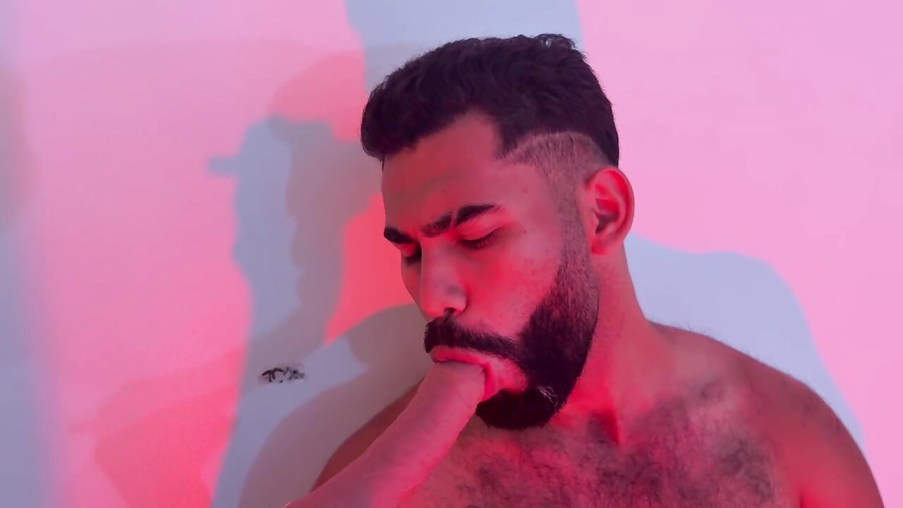 Taking it deep... - video by MattewRey cam model