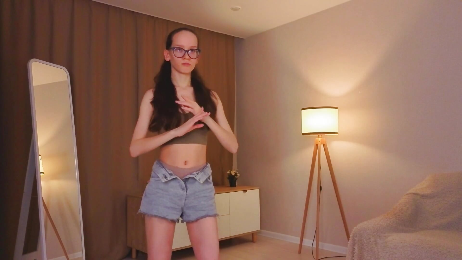 The craziest thing is here - vidéo du modèle de showcams BettyBrowni