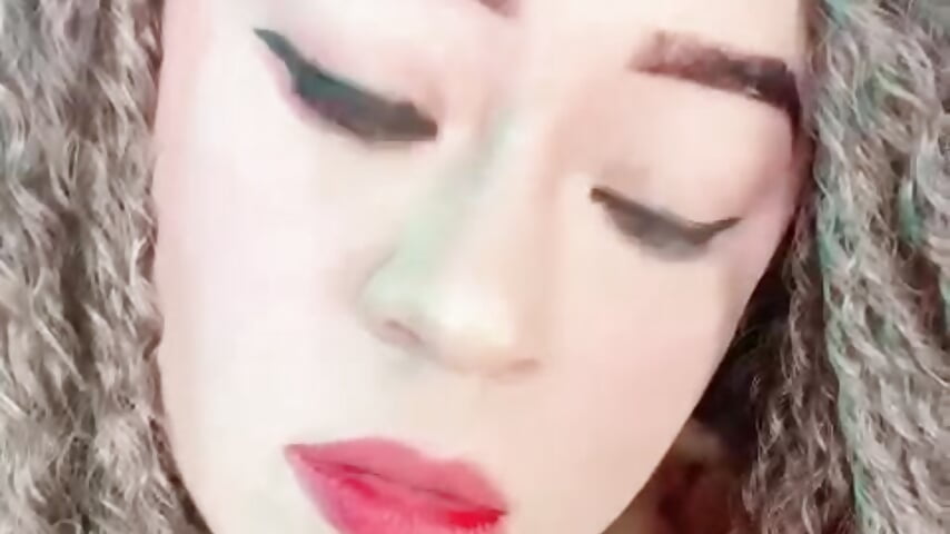WhatsApp Video 2025-04-16 at 10,31,34 PM - video by Suyin_squirt22 cam model