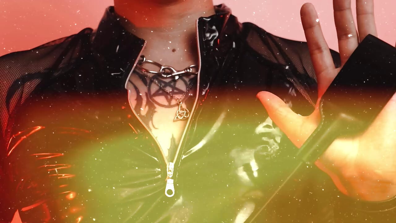 IF THERE IS A HELL I´LL SEE YOU THERE - video by allanhurtss cam model