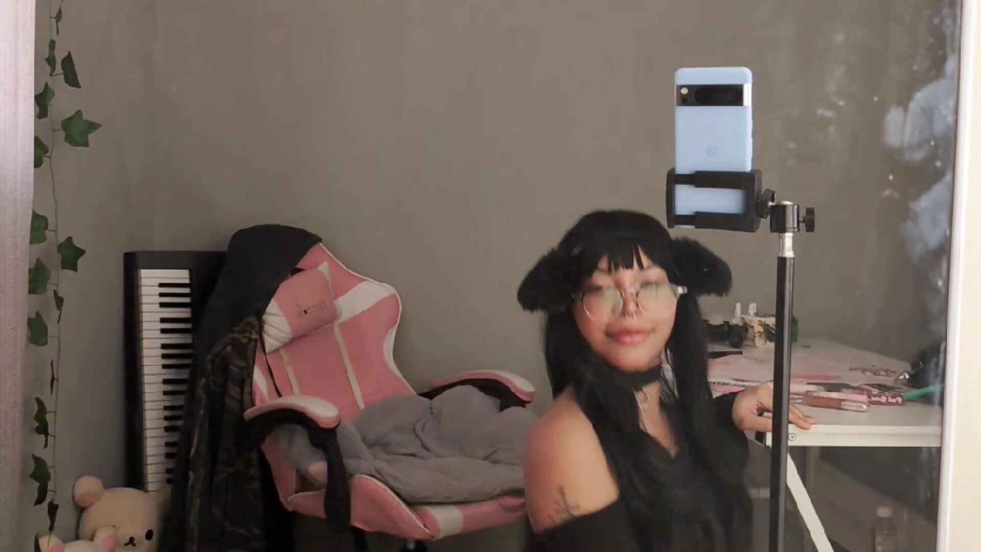Soy tu chica sexy papi? — filmik Lenakirbyss, modela(-lki) na kamerkach