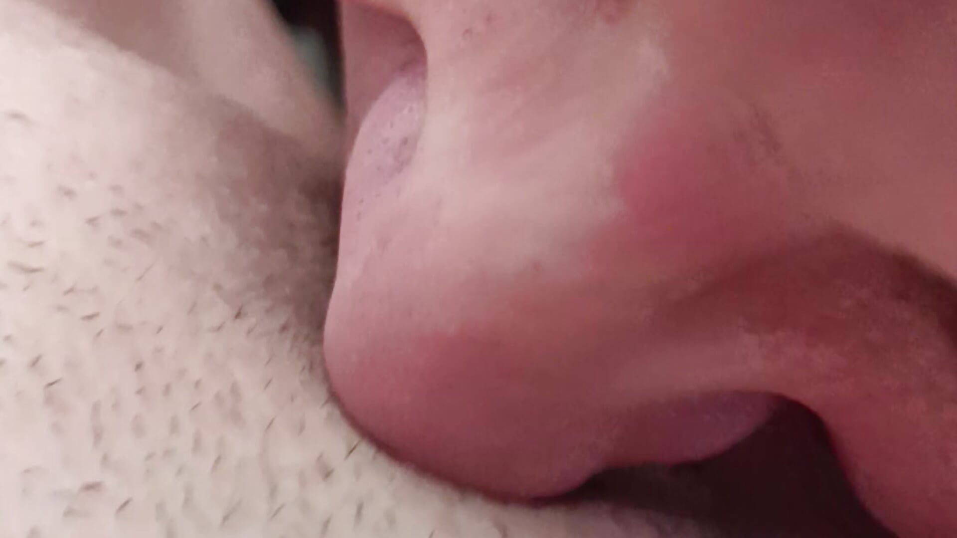 Je lui bouffe la chatte