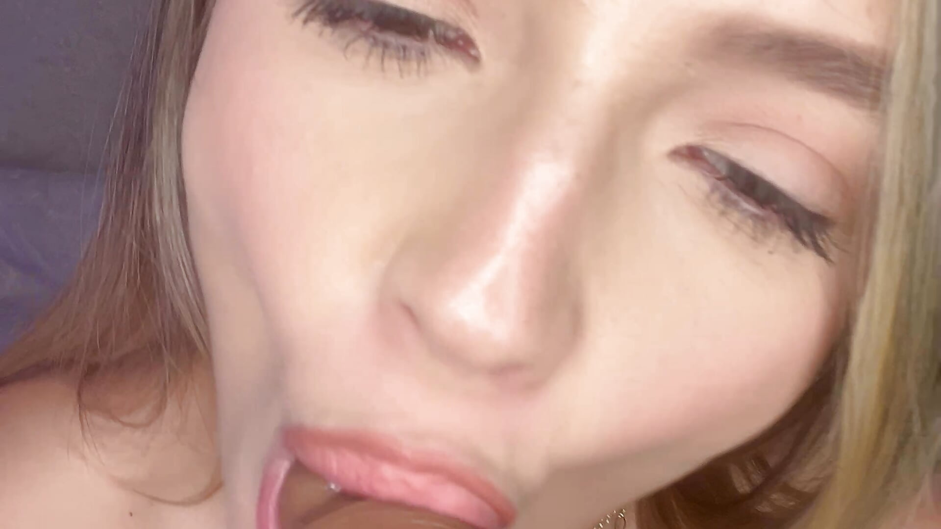 Free close up Blowjob ❤️ - video od modelky/modela Ajen_Blondie