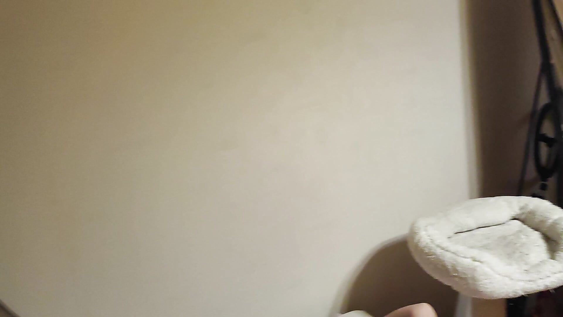 Teasing with my pussy ;) - video by Larawinters cam model