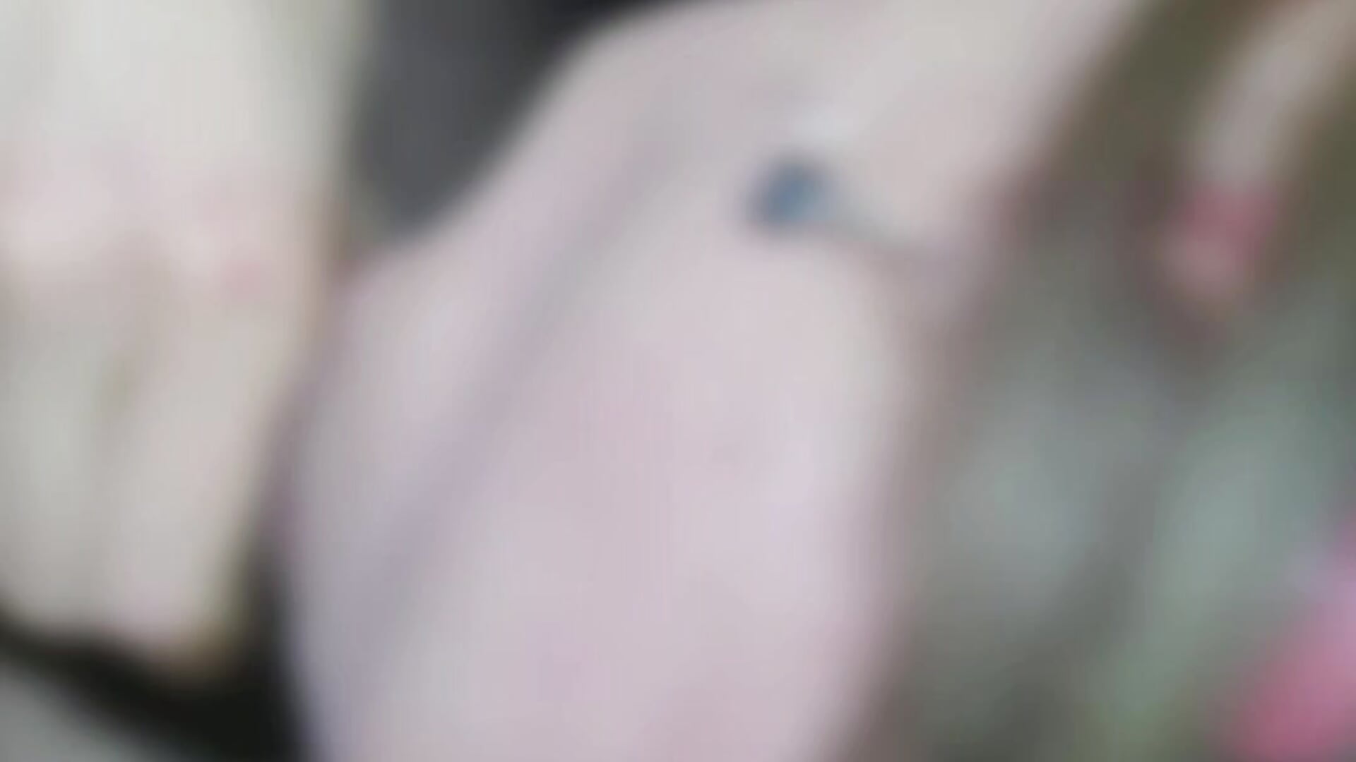 Mélytorkozok egy faszt/ Deepthroating a dick - video by Larawinters cam model