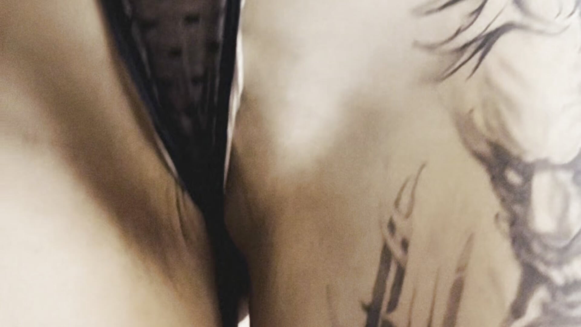 Striptease and something more😏 - 視頻由 EvaCanton 主播提供