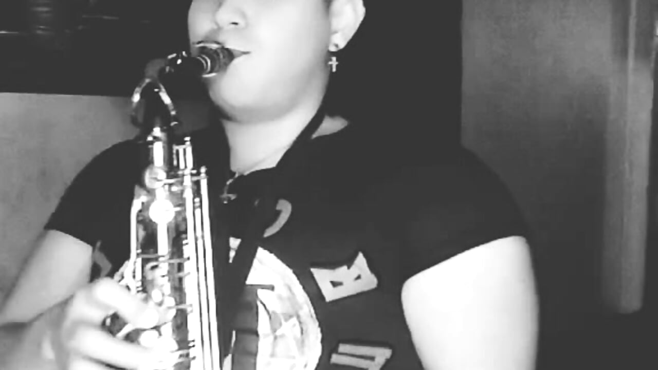 Saxofonne - video van AlexisSpears_ cam-model