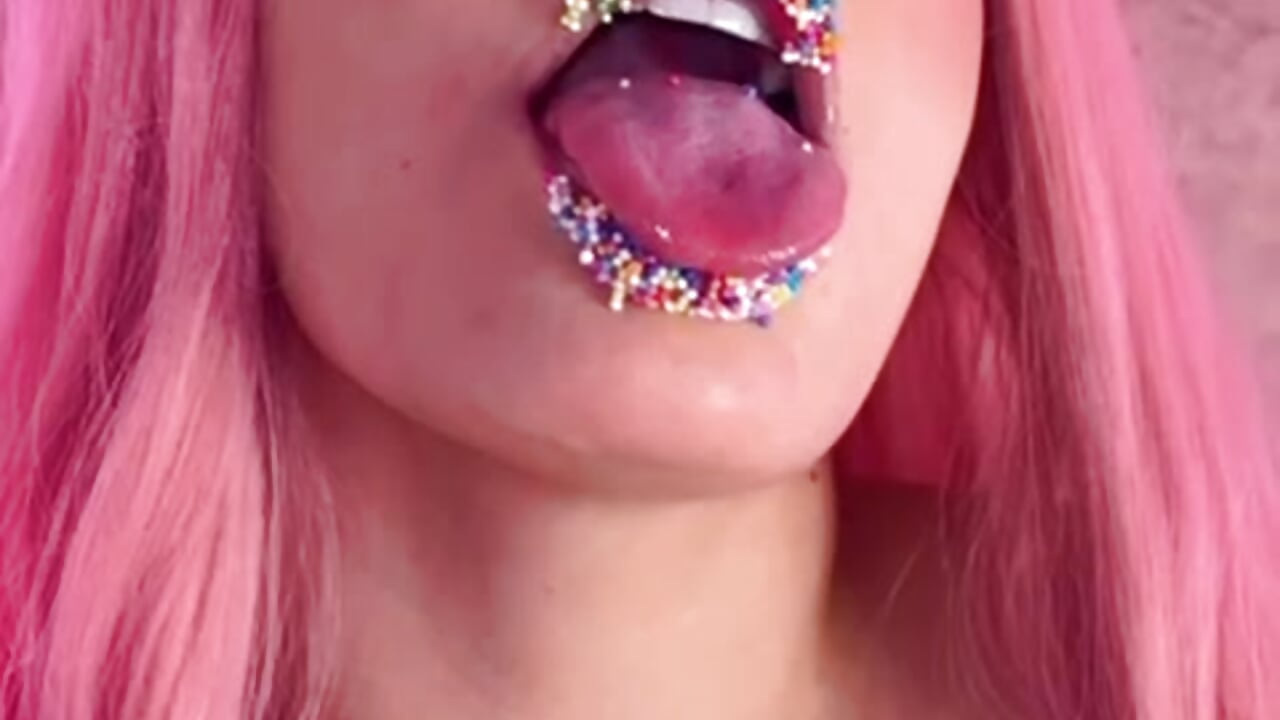 I want it all in my mouth 🍑🥵 - video oleh model kamera IsabellaGrey19