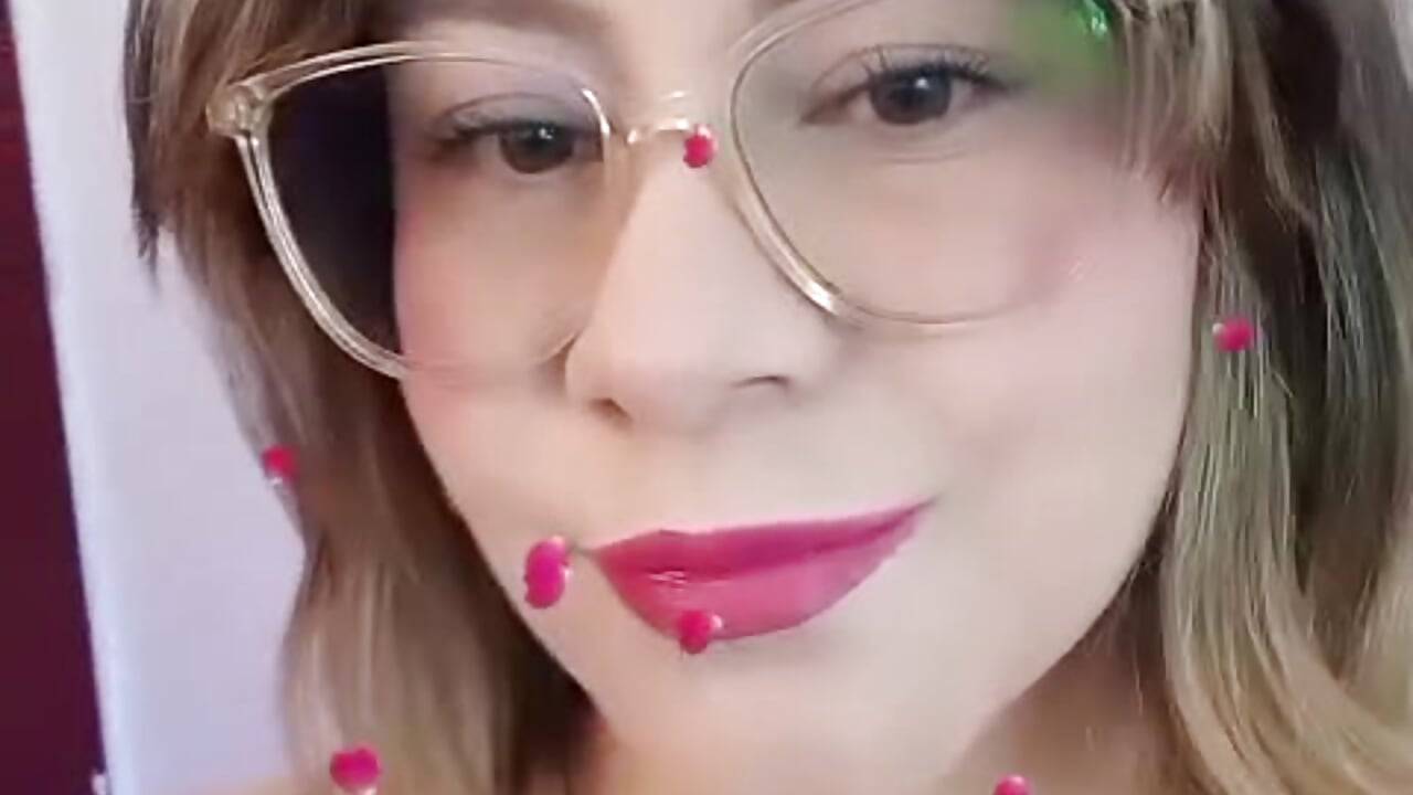 come here - video by Chanelll_Taylorr_ cam model