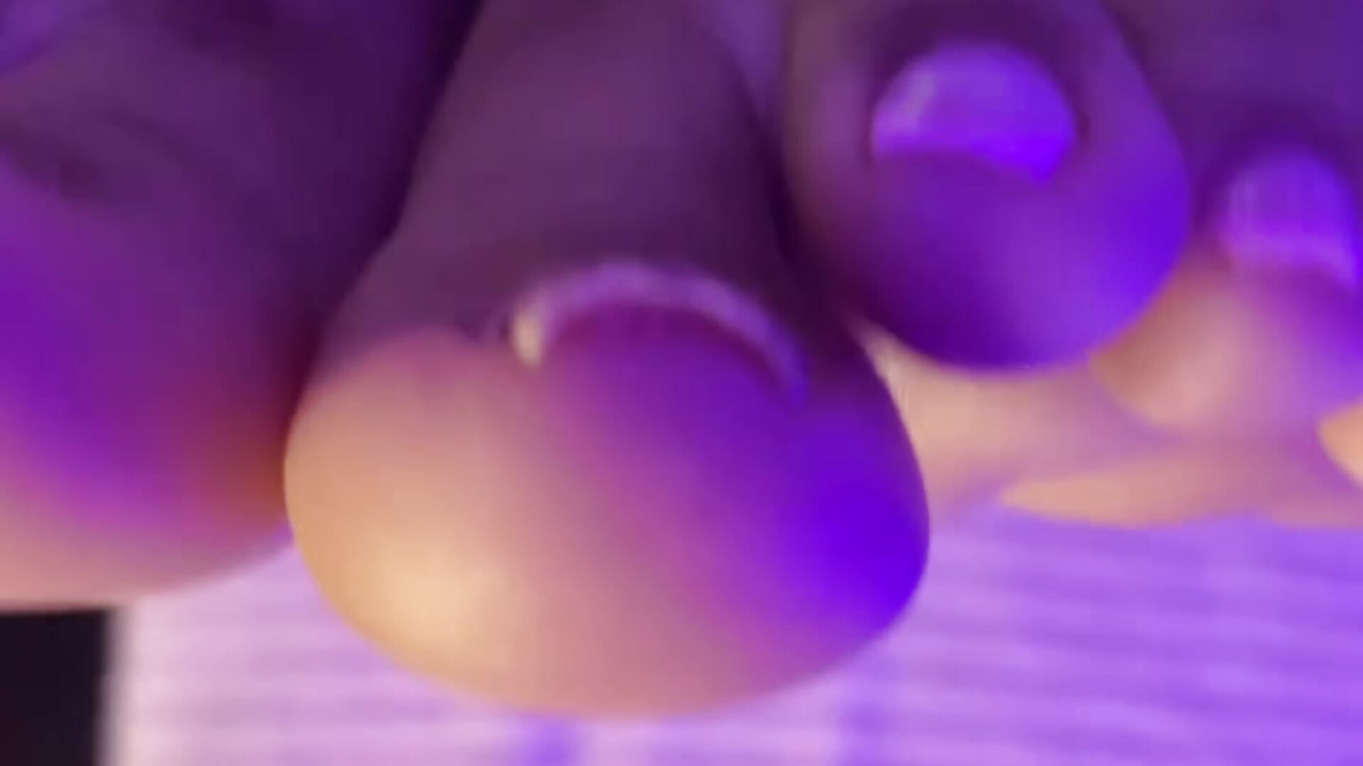 feets - video by sabrinahimss cam model