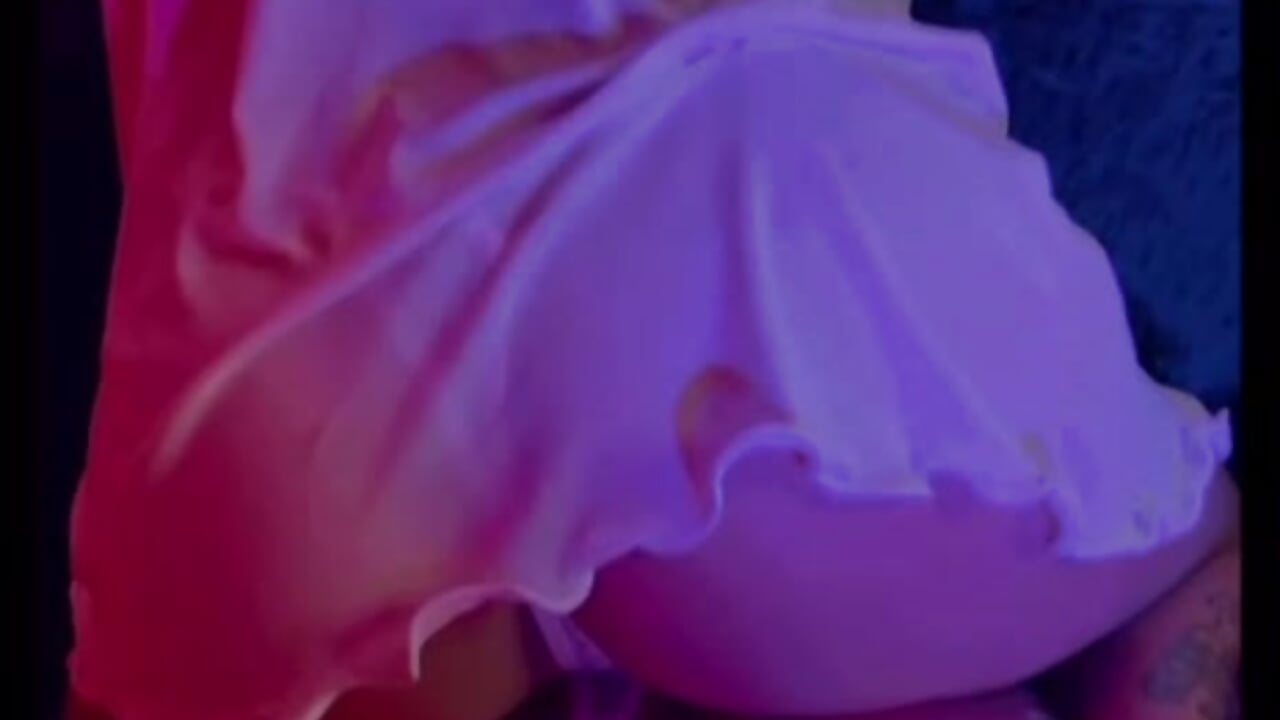 Ummm 🥵 - video di Zoe--khalL modella di cam