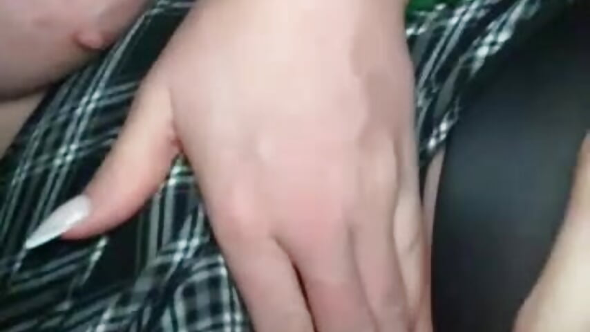 TAXI DRIVER FINGERS EMILY HARD & SHE CUMS - vidéo du modèle de showcams Sweet___Emily