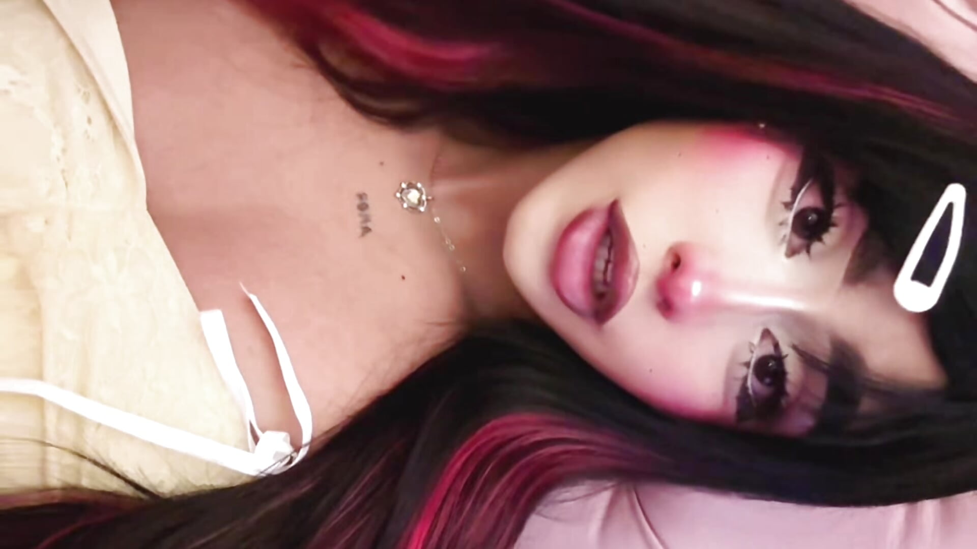🐥 - vídeo de Cute_Roxxy modelo de câmara