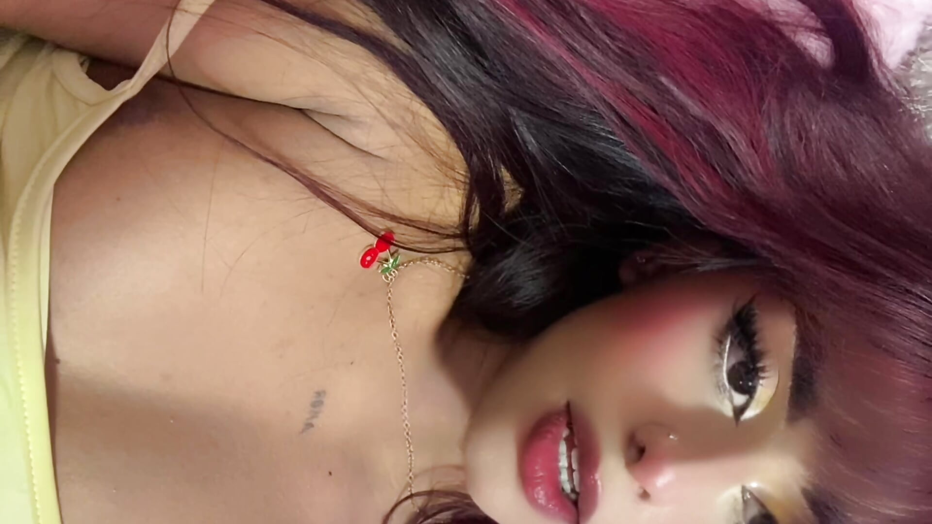 copy_C2AFD847-E6A4-4B26-A011-0B1457B3BDAD - video by Cute_Roxxy cam model