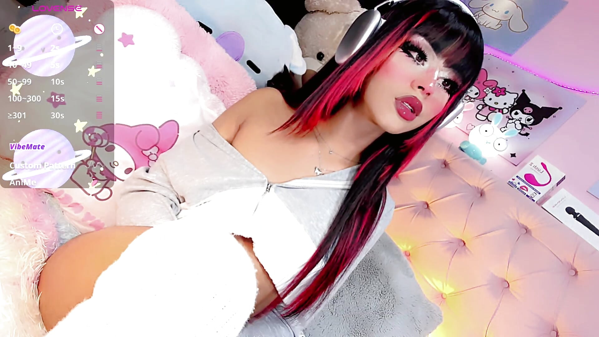 2025-04-01 00-00-18 - video by Cute_Roxxy cam model