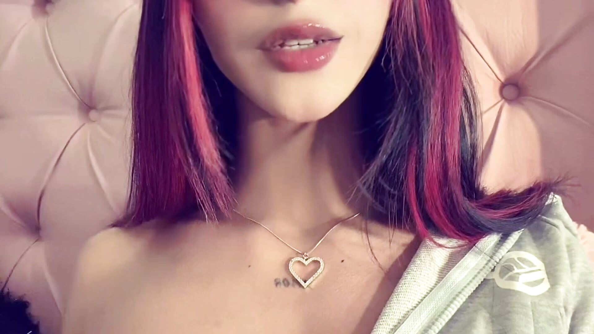 🩶 - video by Cute_Roxxy cam model