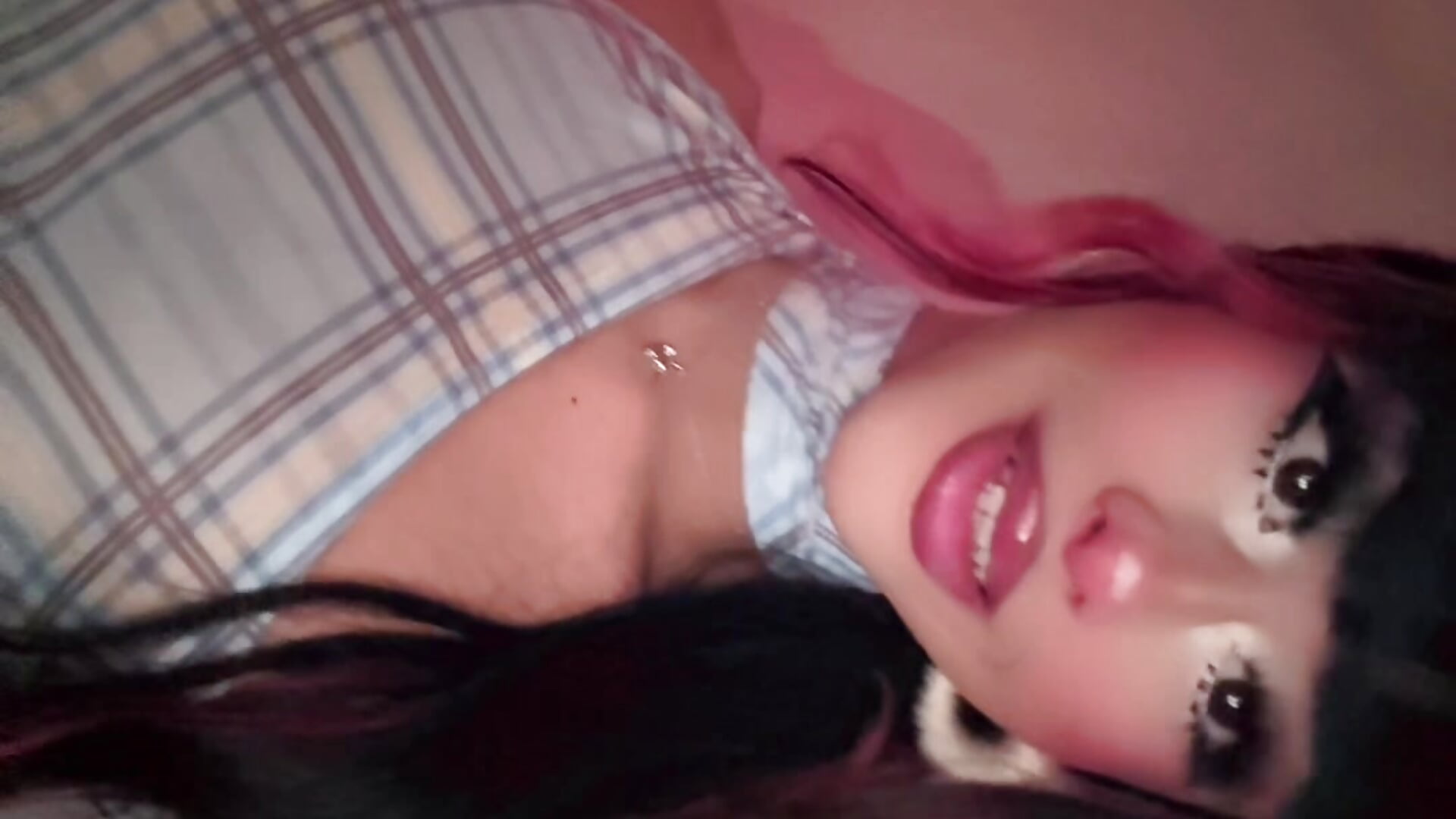 🩵 - video by Cute_Roxxy cam model