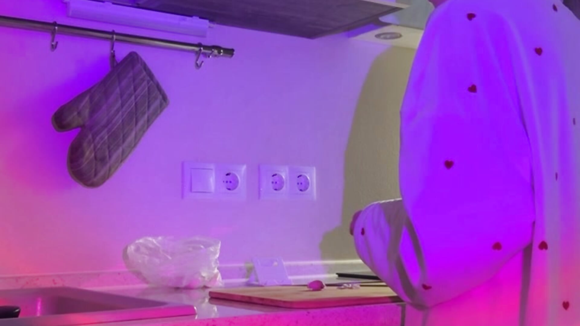 Some home vibes from my day off🔥🔥 - video by Eva_Natsumi cam model