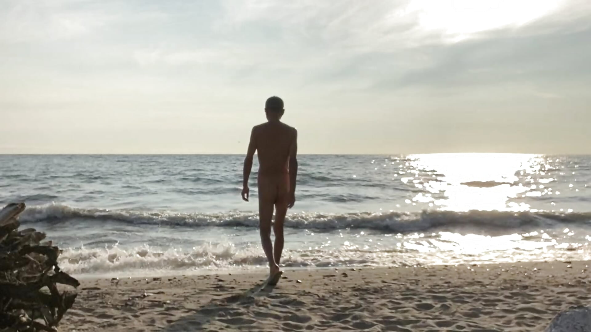 On beach - video của người mẫu cam benben404