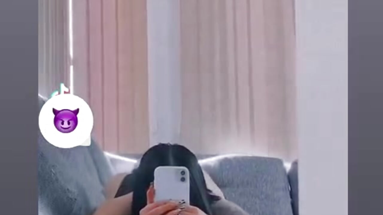 That ass 🍑 — filmik Bella_ev, modela(-lki) na kamerkach