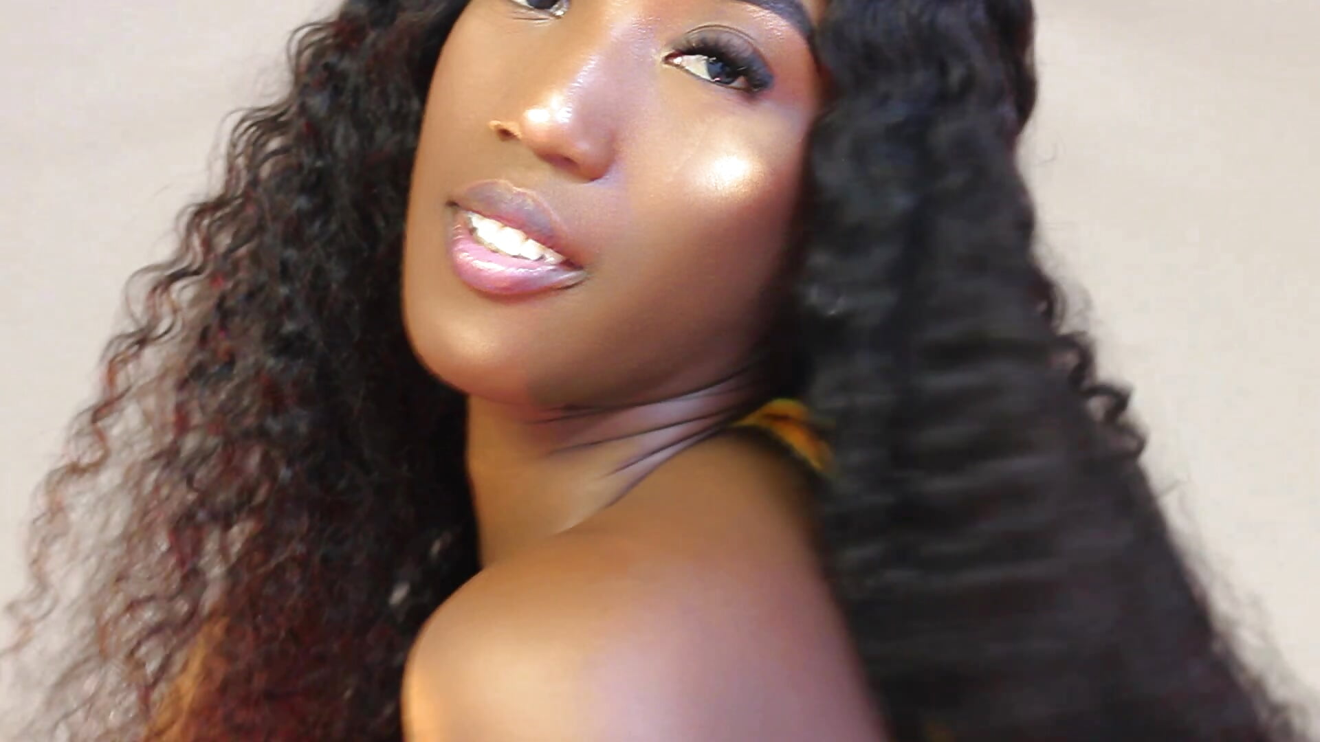 Pleasure and summer heat - video di FiorelaLenin modella di cam