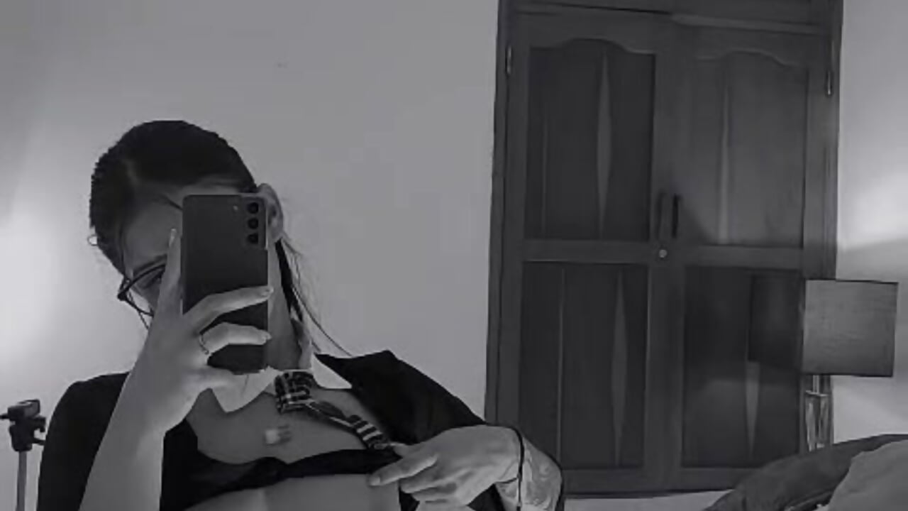 Dapnne - video by Dapnne_ cam model