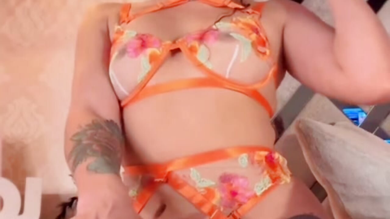 💕 - video by oceane_becker cam model