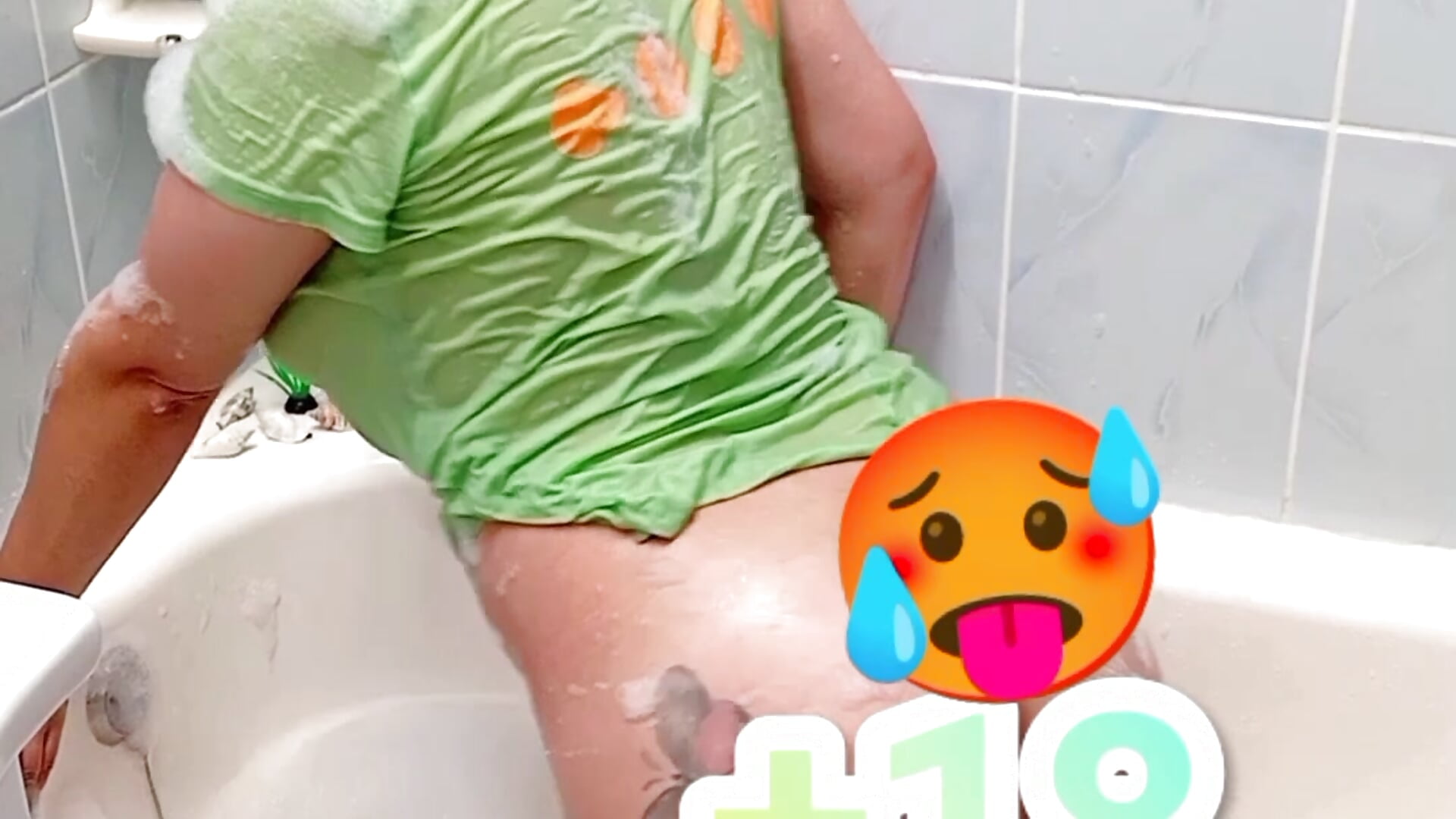 bathroomfun 🌊 - video by Silena18 cam model