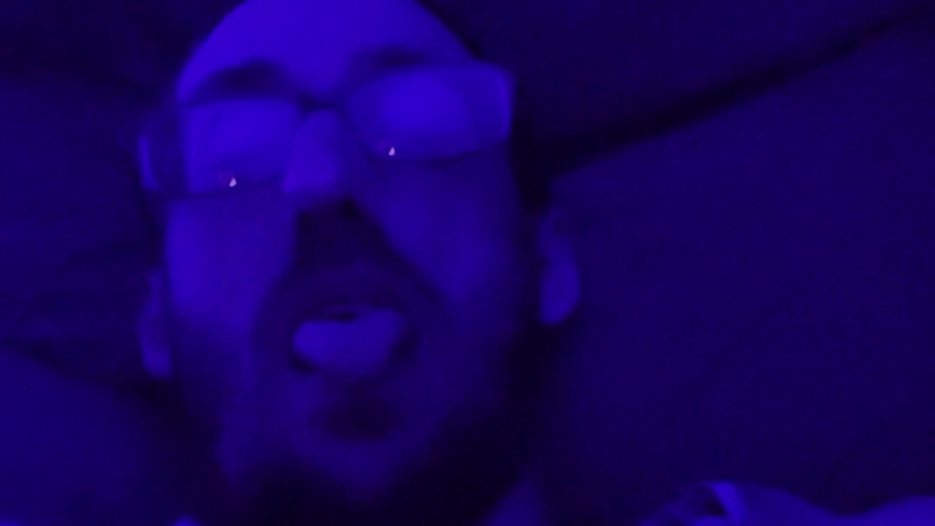 Daddy in bed - video by slickwithestick1 cam model