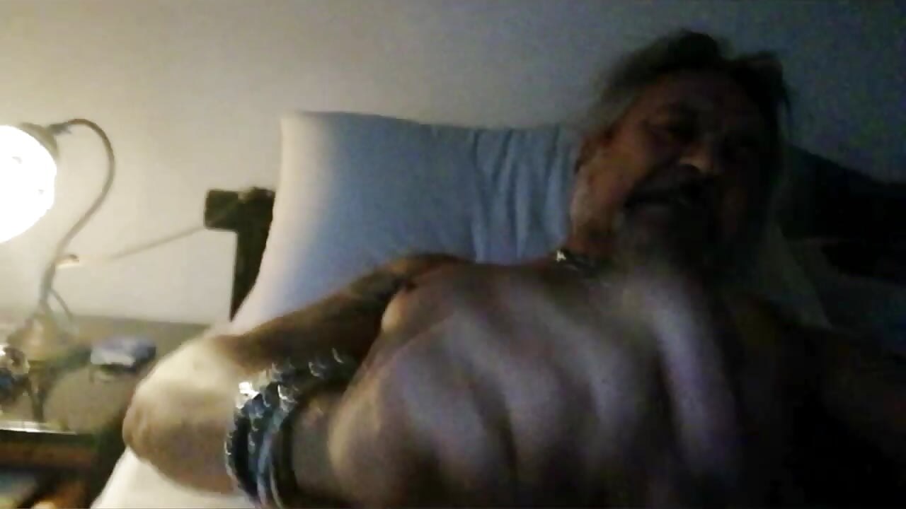 Cumshot in the night - video van onidww cam-model