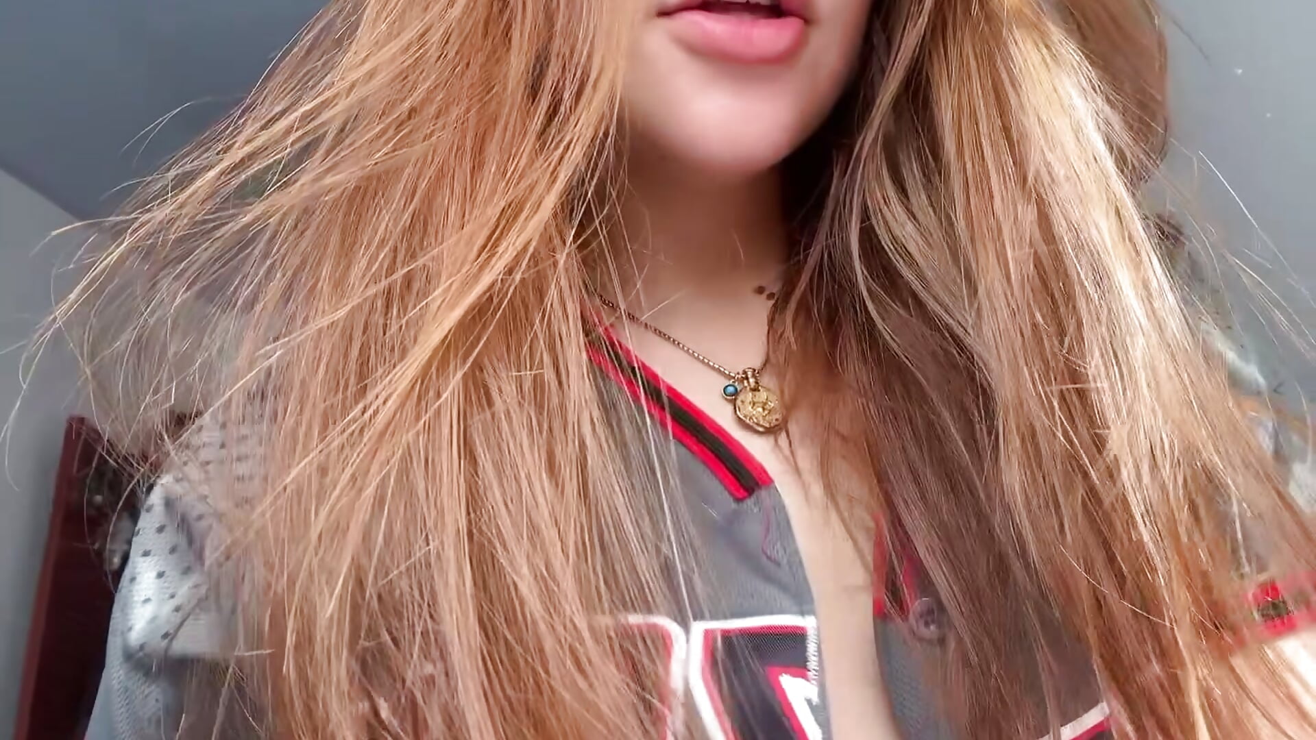 Touch my Gummies 🍭 - video oleh model kamera Kittytimberlake